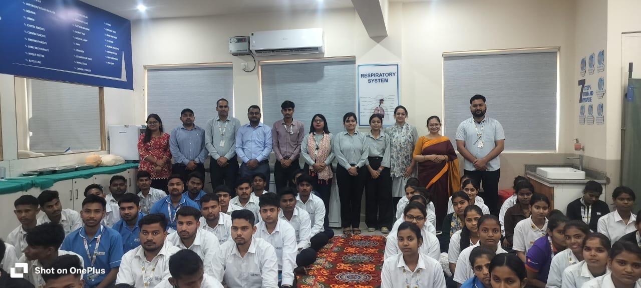 Mrs. Shipra Rathi Director SDTT Vocational Institute Mathura