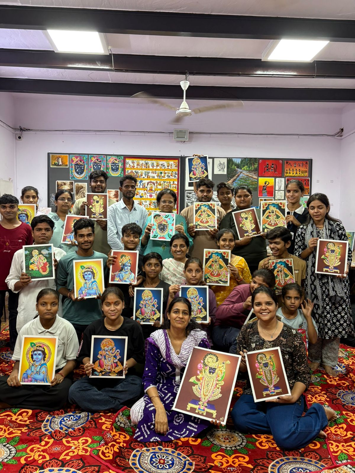 Smt. Vinita Agarwala Ji Tanjore Painting Artist